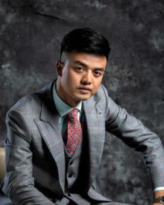 演员唐伟鹏,光影之间，演绎人生百态