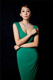 演员张萍的照片,银幕上的璀璨星辰