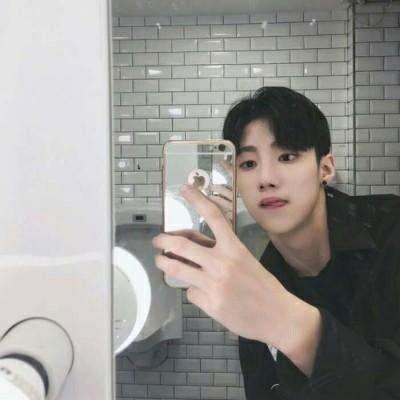 男性网红图片,揭秘男性网红的时尚风采