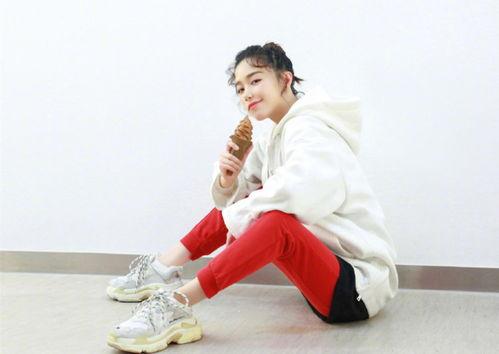 阚清子高清生活照,展现明星日常魅力瞬间