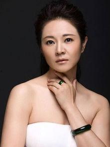 邓翠个人资料,才华横溢的青年才俊，多领域成就斐然的杰出代表