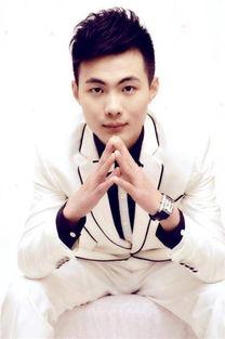 邓翠个人资料,才华横溢的青年才俊，多领域成就斐然的杰出代表